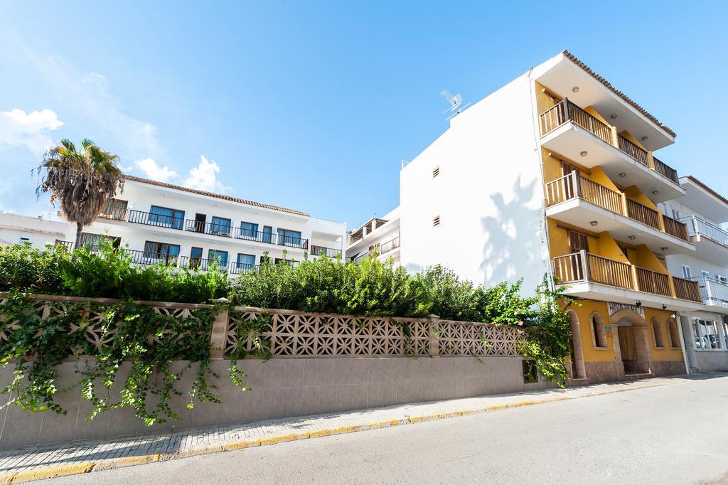 Hostal Casa Bauza Apartment Cala Ratjada  Exterior photo